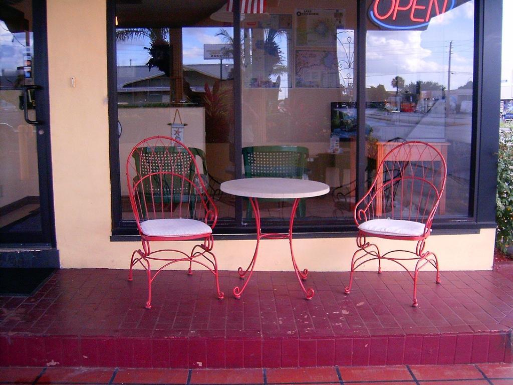 Budget Inn Of Okeechobee Ngoại thất bức ảnh